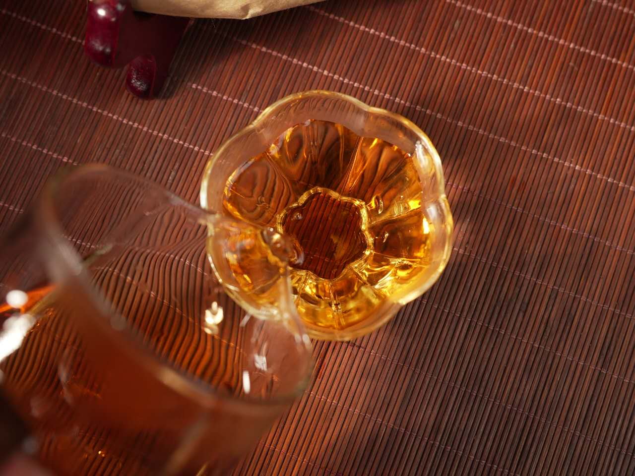 薄荷塘 生 2011 Gushu Sheng "Bohetang - Ancient Tree - Gaogan Gushu, Raw Pu erh", 357 Cake - 6leaves 357