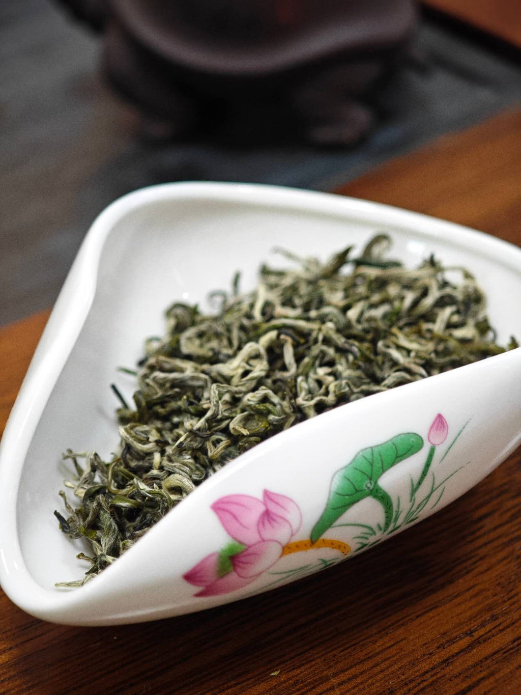 洞庭碧螺春 2025 Mingqian green tea Dong Ting Bi Luo Chun 100g Package - 6leaves 357