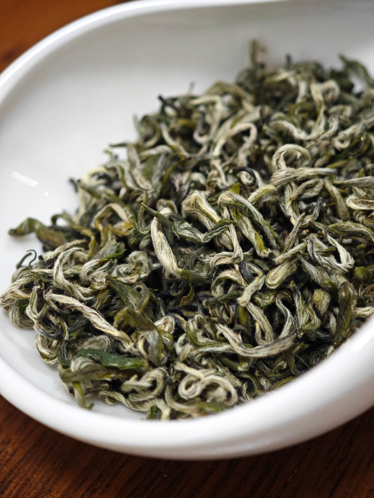洞庭碧螺春 2025 Mingqian green tea Dong Ting Bi Luo Chun 100g Package - 6leaves 357