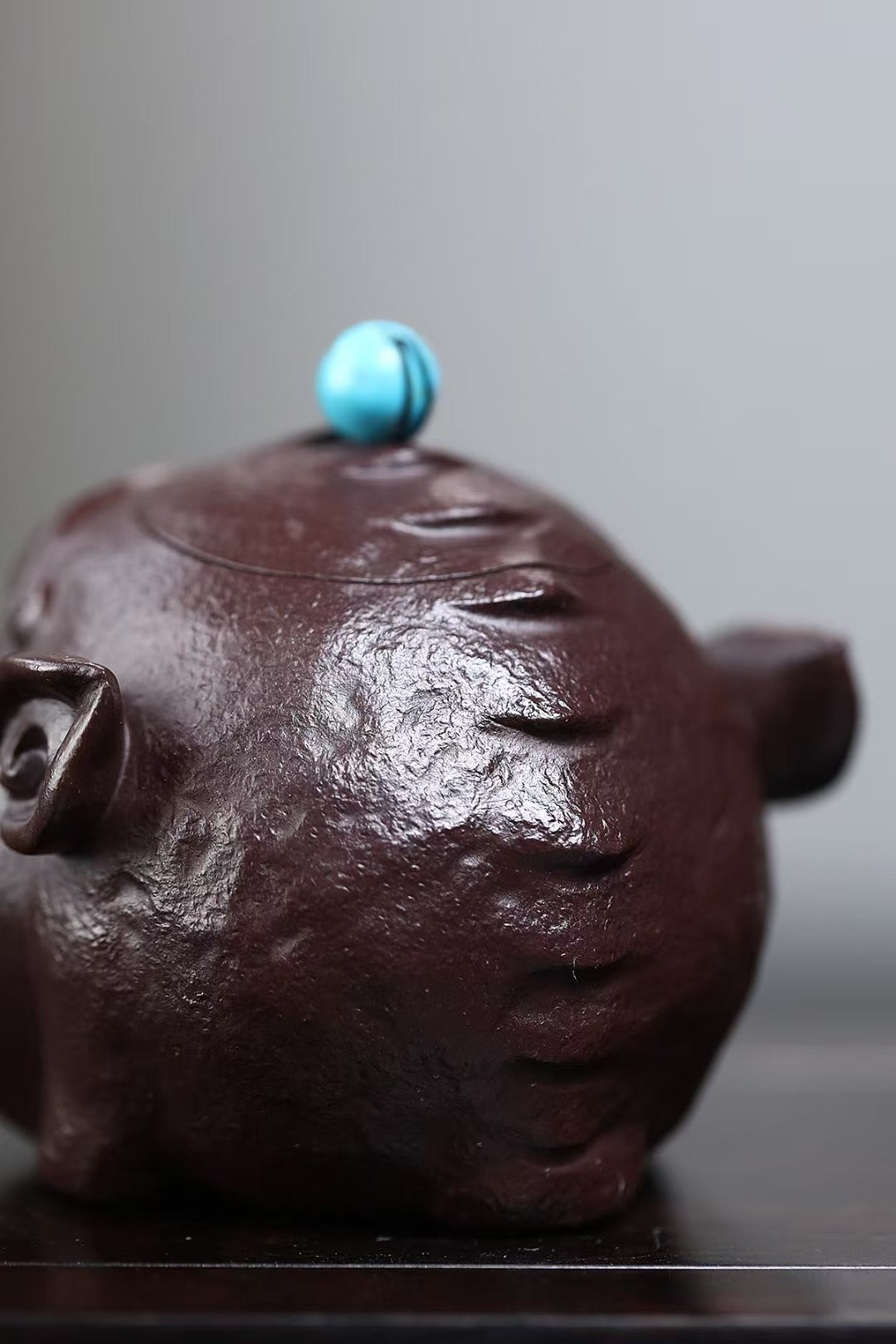 鲍玉华老紫泥全手工大师宝瓶壶 Fully handcrafted "Golden Toad Brings Blessings" Yixing Teapot – Made from Rare Aged Purple Clay -Lao Zini by Bao Yuhua，130ml