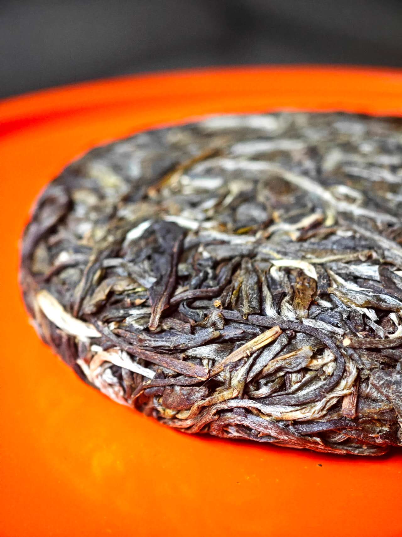 古树白莺山小饼 2025 Gushu Sheng "BaiYingShan"- over 300 year ancient Tree, Lincang, Yunnan, 100g Cake