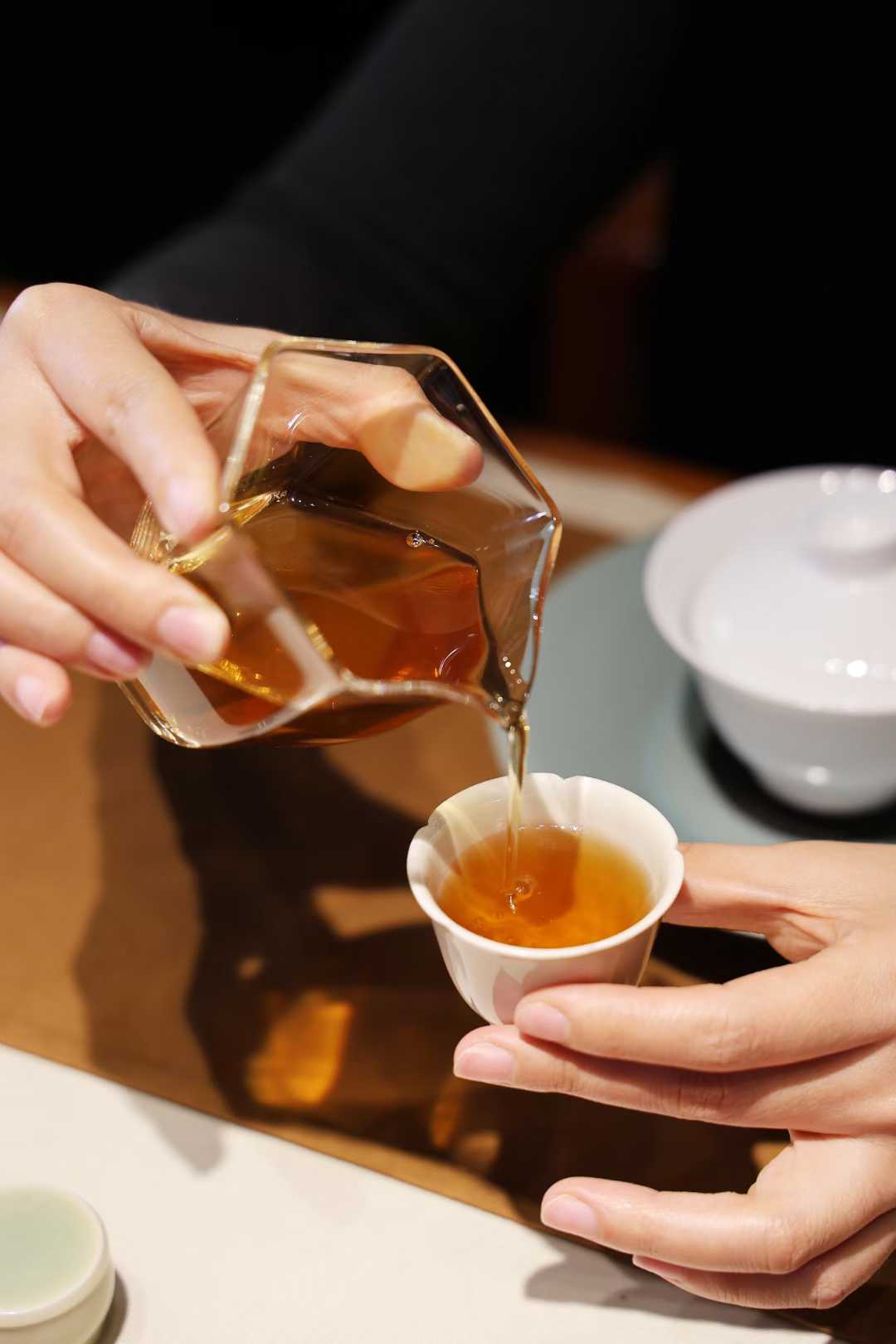 Tea Cake Tasting Portions: 薄荷塘 生 2011 "Bohetang-Ancient Tree-Gaogan Gushu, Sheng Pu Erh", 50g