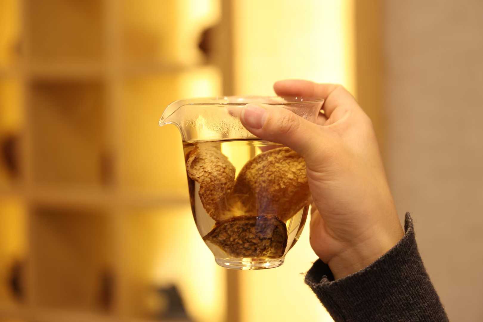 2018 新会 陈皮 Da Hong Pao, Xinhui Chen Pi-aged Tangerine peel, 30g/can