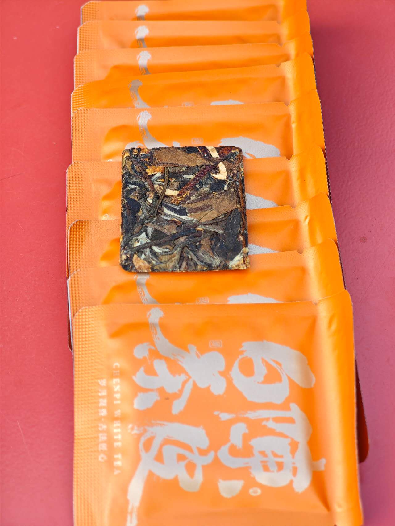 陈皮老白茶 Chen Pi Lao Baicha 2018, 10 Pieces