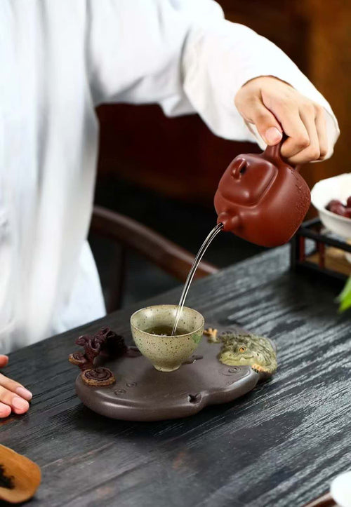 Toad-and-Ganoderma全手工灵蟾壶承 Yixing Handcrafted "Toad-and-Ganoderma" Tea Tray, by HeWeiBin