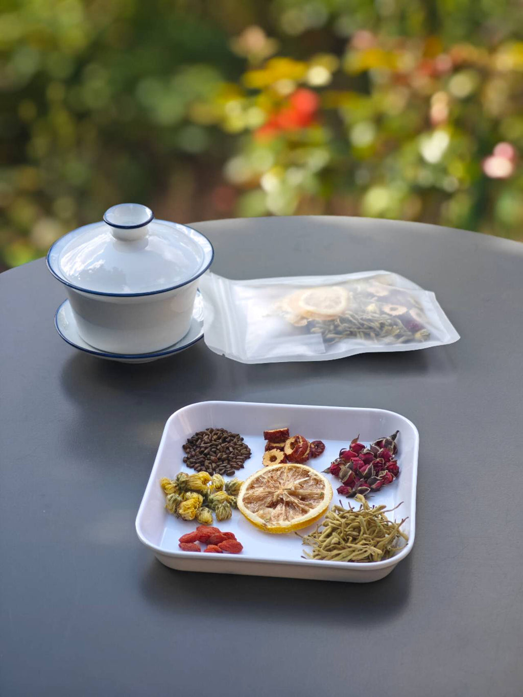 七宝茶 Qi Bao Cha - 7 Treasures, 8 Pieces in a Package - 6leaves 357