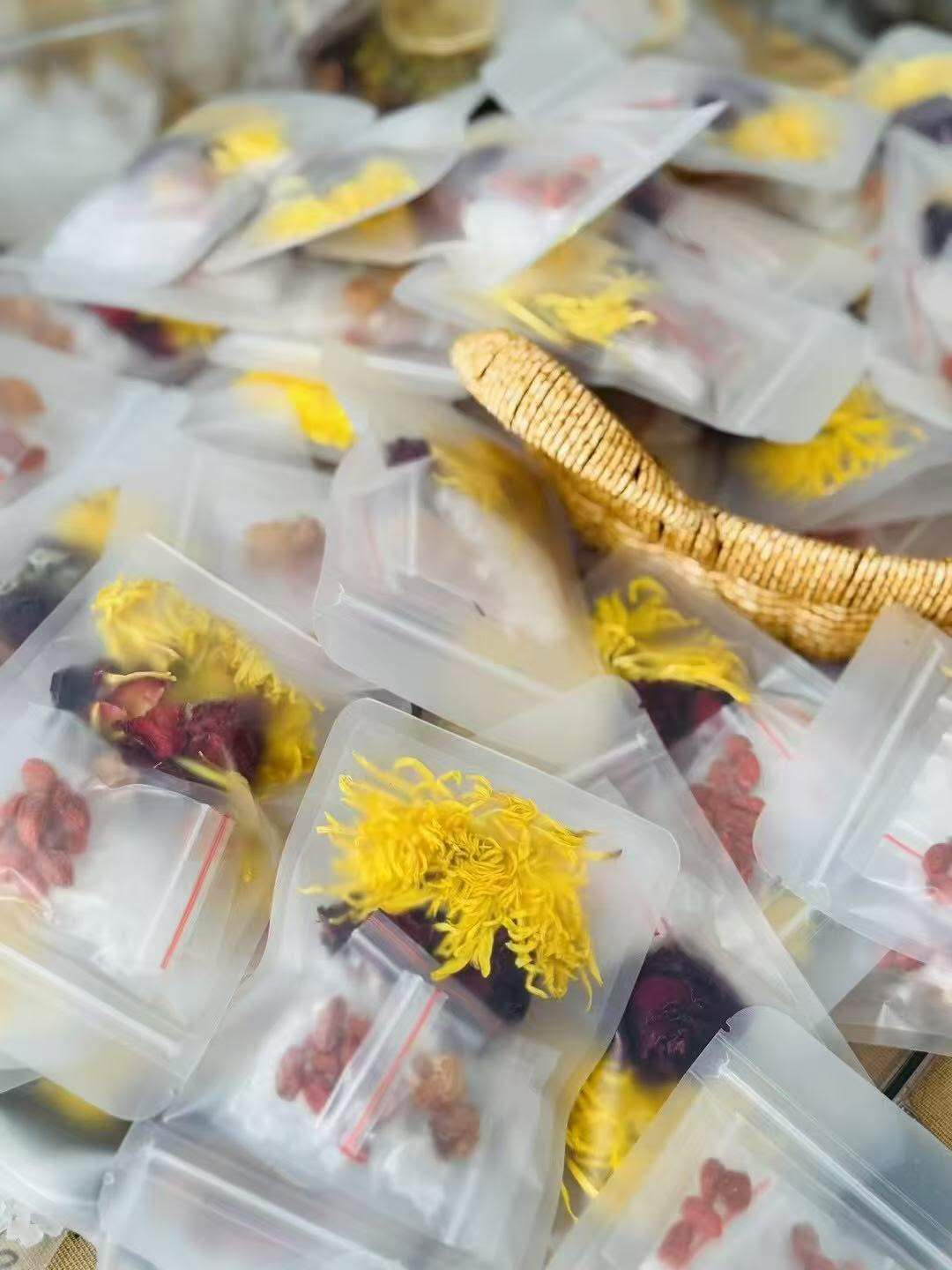 四宝茶 Si Bao Cha 4 Treasures 10 Pieces in a Package - 6leaves 357